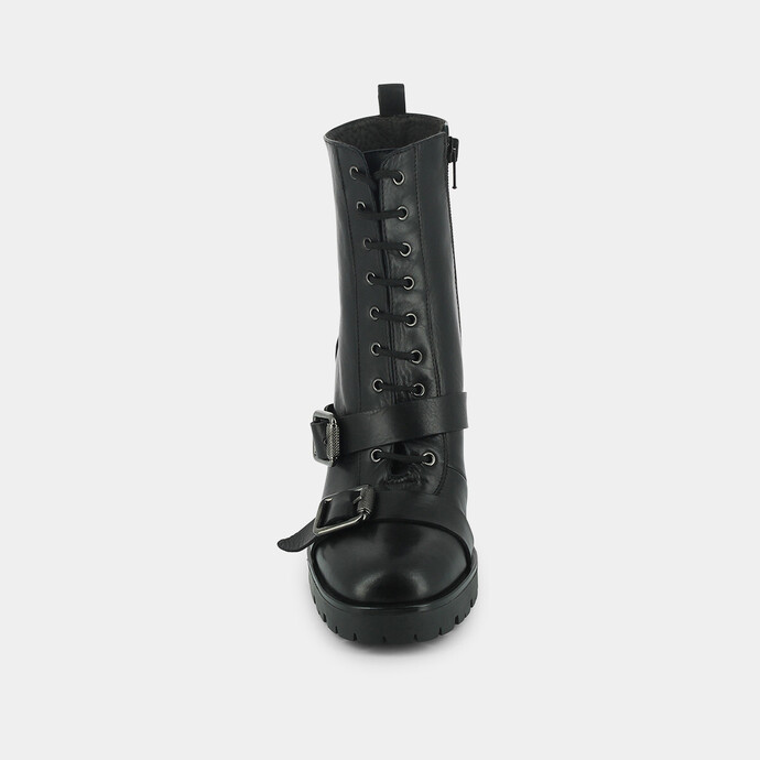 Boots à talons et à boucles  en cuir noir