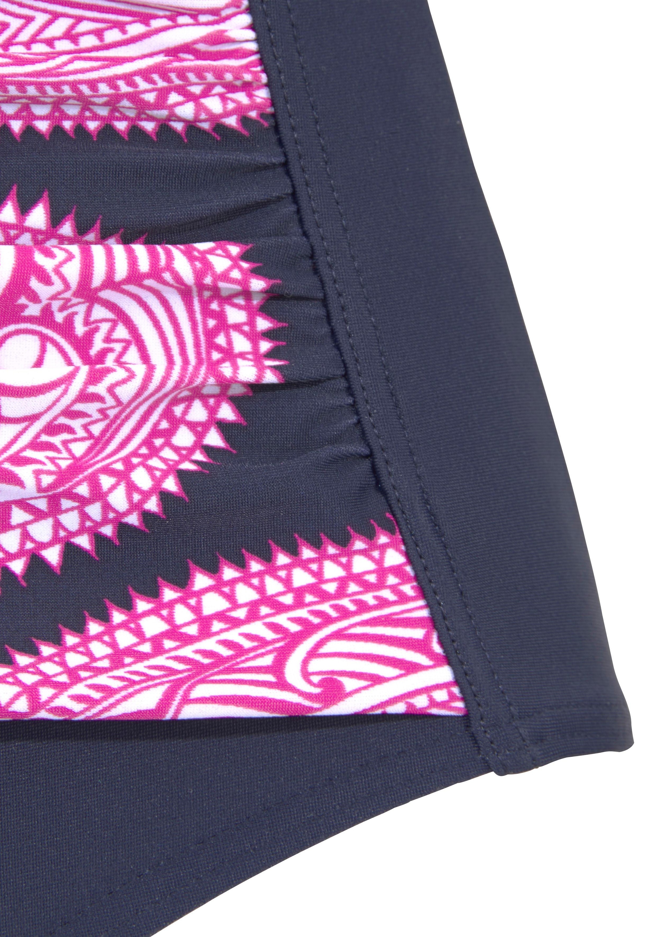 LASCANA Badeanzug , im modischen Floralprint mit Shaping-Effekt