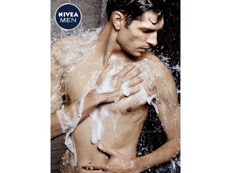 NIVEA MEN Duschgel Active Clean 250 ml Pflegedusche für Männer mit natürlicher Aktivkohle reinigt schonend und gründlich