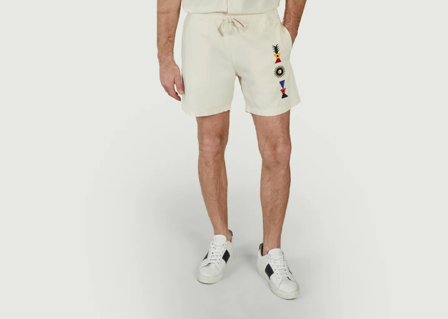Short avec motifs brodés Bodhi Atoum x Marco Oggian Olow