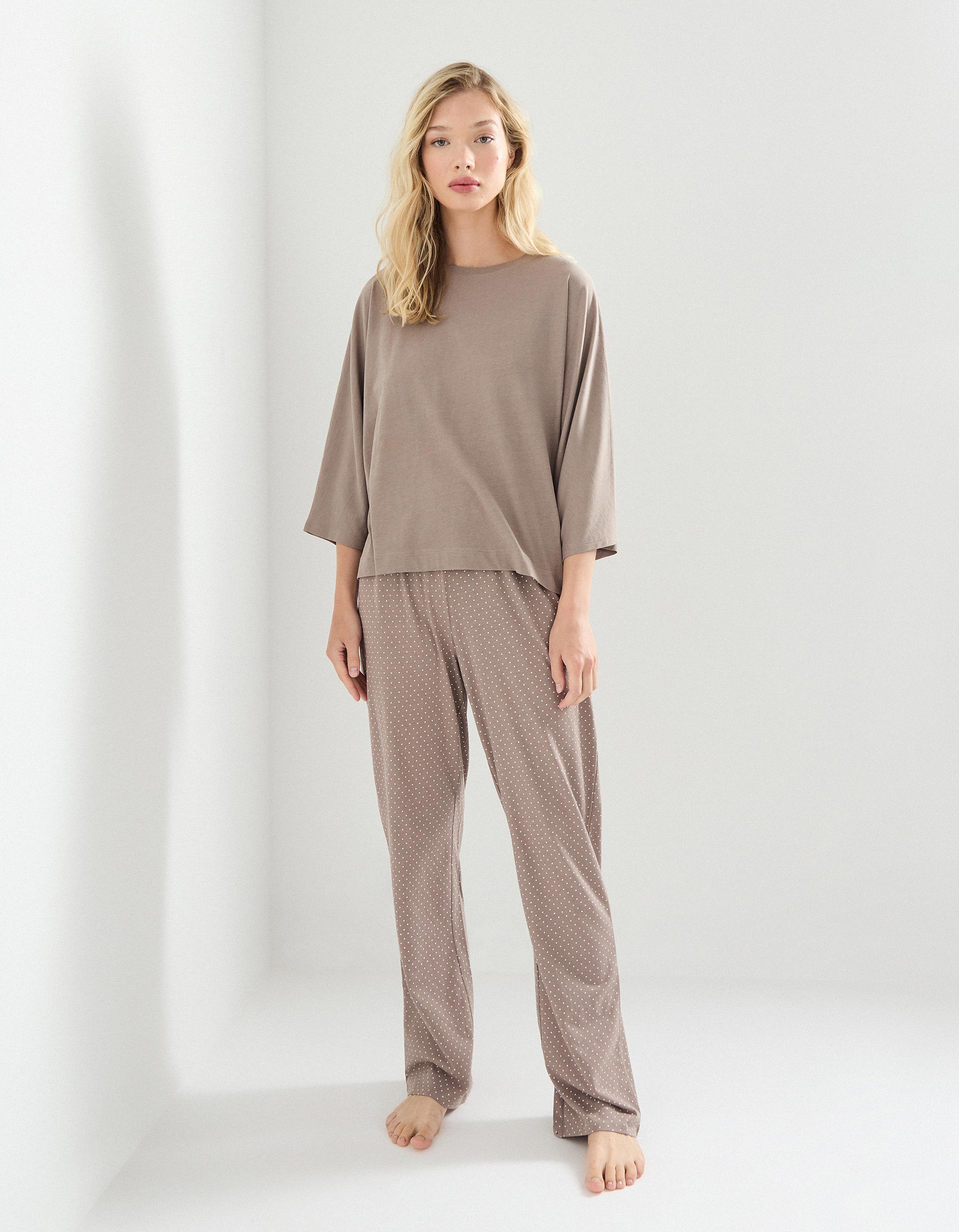 Pijama com Bolinhas, Mulher, Cinzento