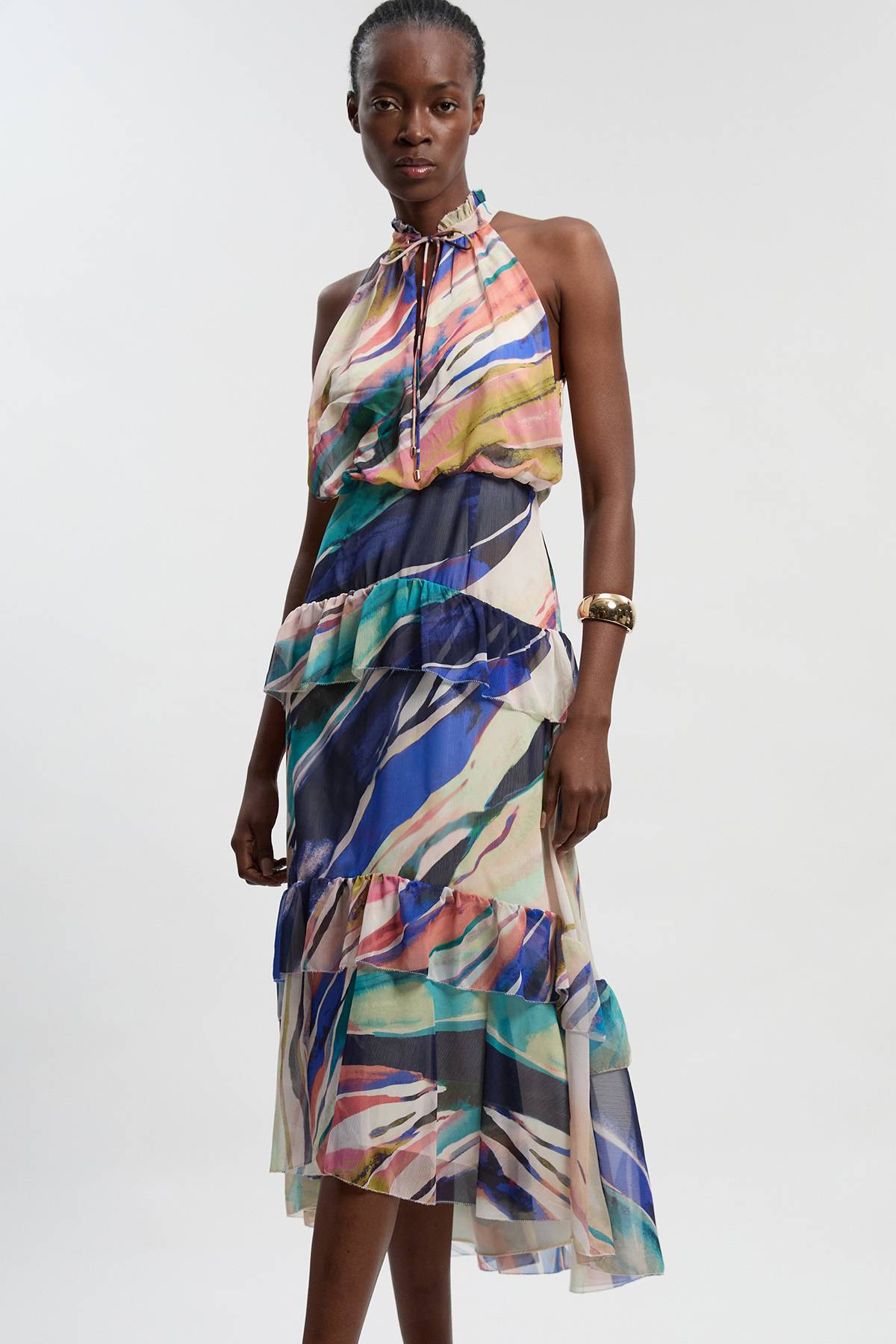 KarenMillen Robe Longue Tissée à Col Licou en Mousseline Froissée Imprimé Marbre