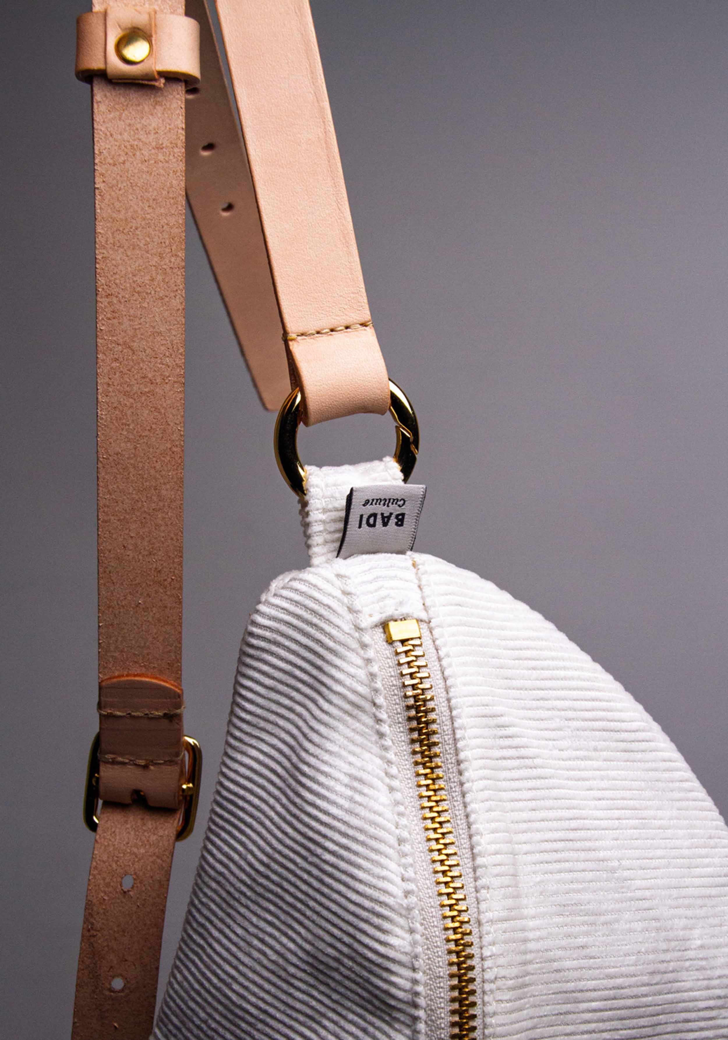 BADI Culture Hip Bag Muun Bag Sutherland