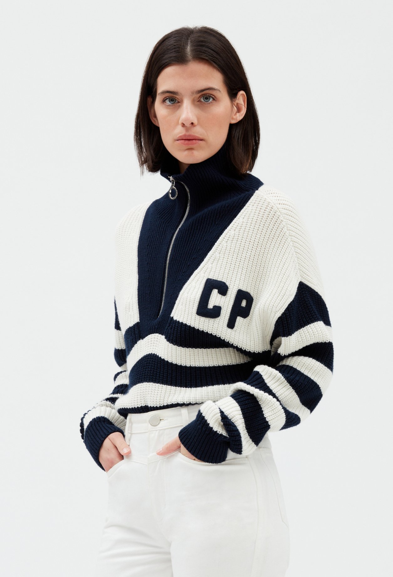 Pull raye col montant zippe