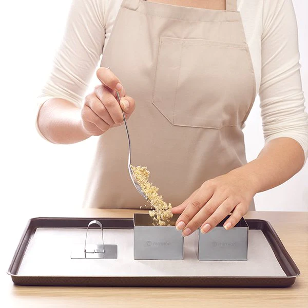 Set de 2 emporte-pièces carrés en inox avec poussoir Mathon