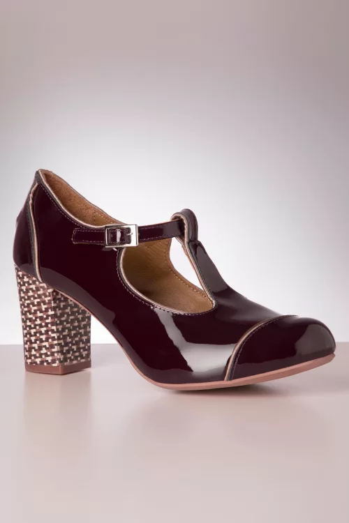 Nemonic Nice laklederen t-strap pumps in bruinrood