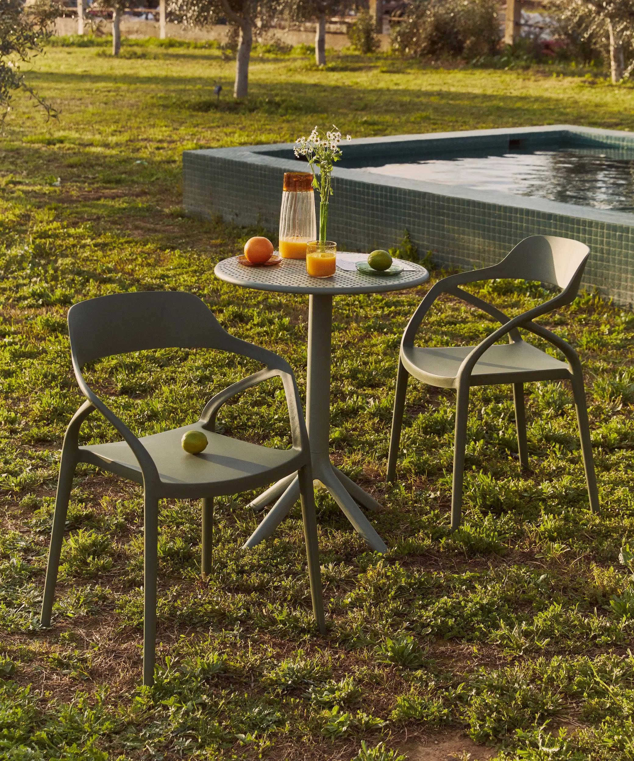 Silla de Polipropileno con Reposabrazos Grace