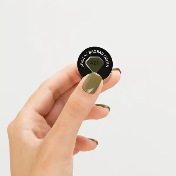 UV-Nagellack 421 Baobab Green