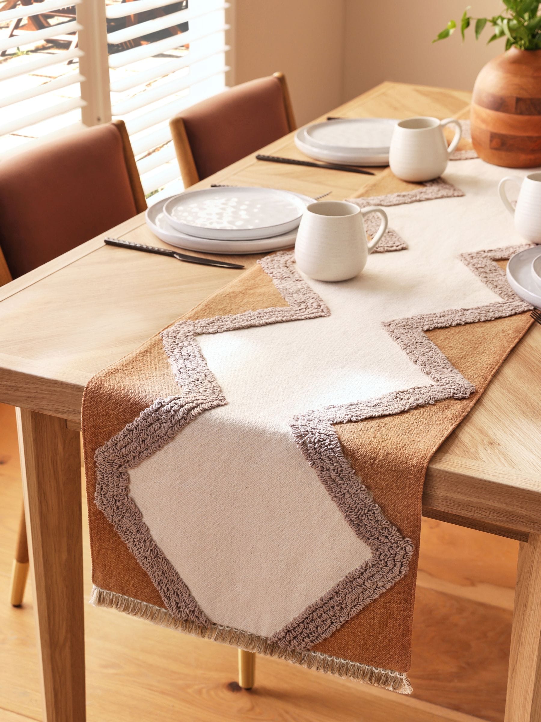 Farah Tufted Kitchen Table Runner
