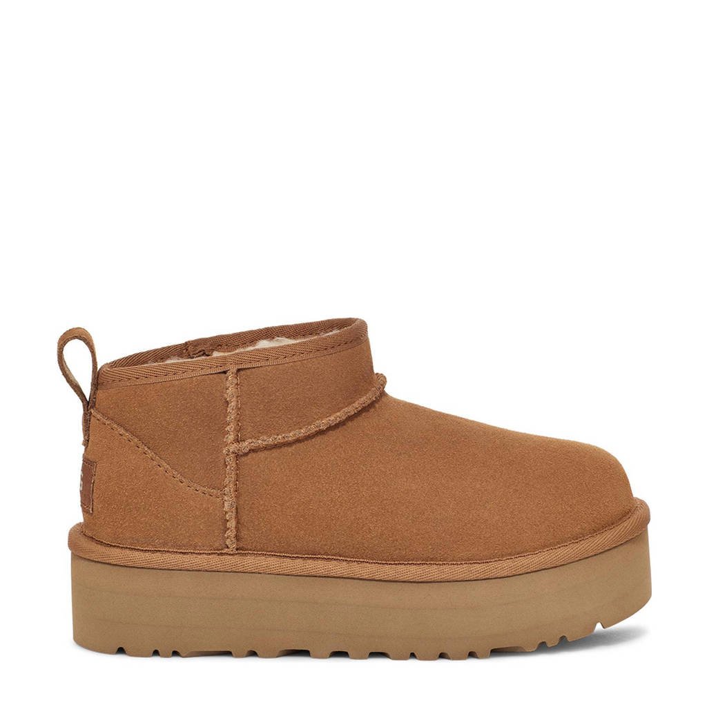 UGG Classic ultra mini platformsuède enkelboots cognac