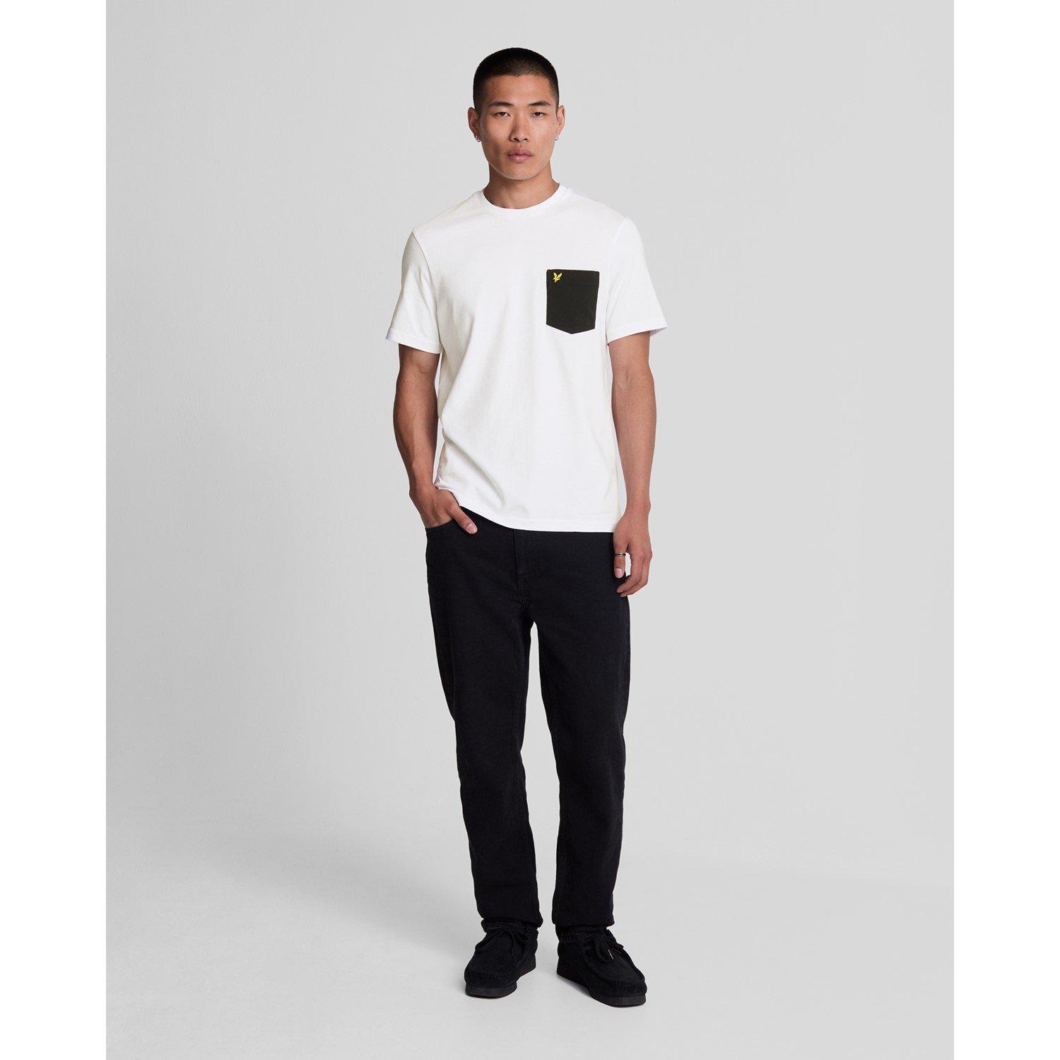 Lyle and Scott Contrast Pocket T Shirt