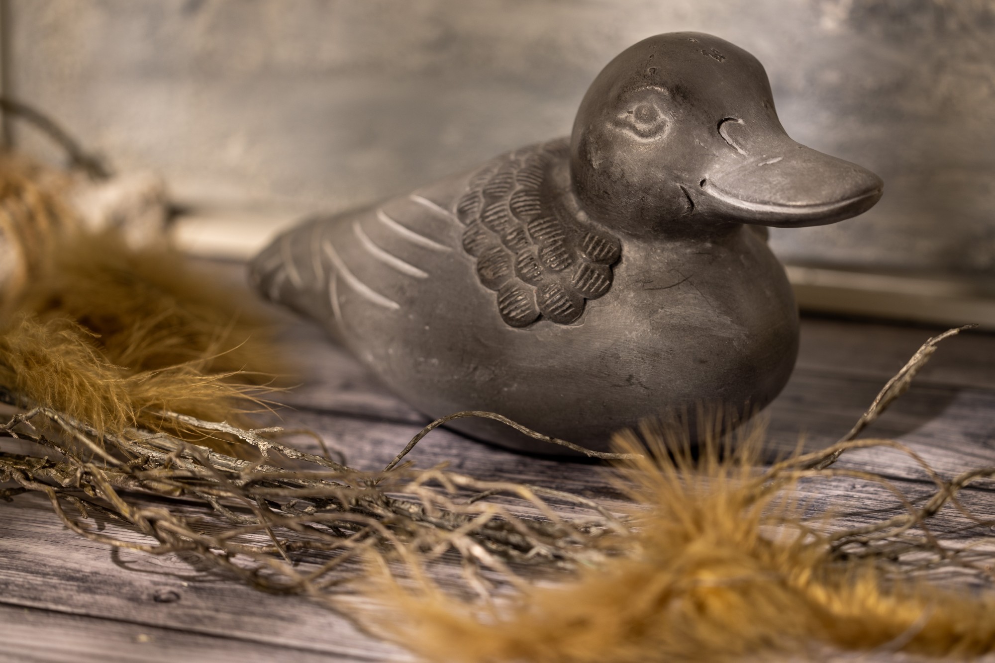 Terrakotta-Figur 'Ente', grau, B 34 cm, T 15 cm, H 14 cm von fischer's lagerhaus