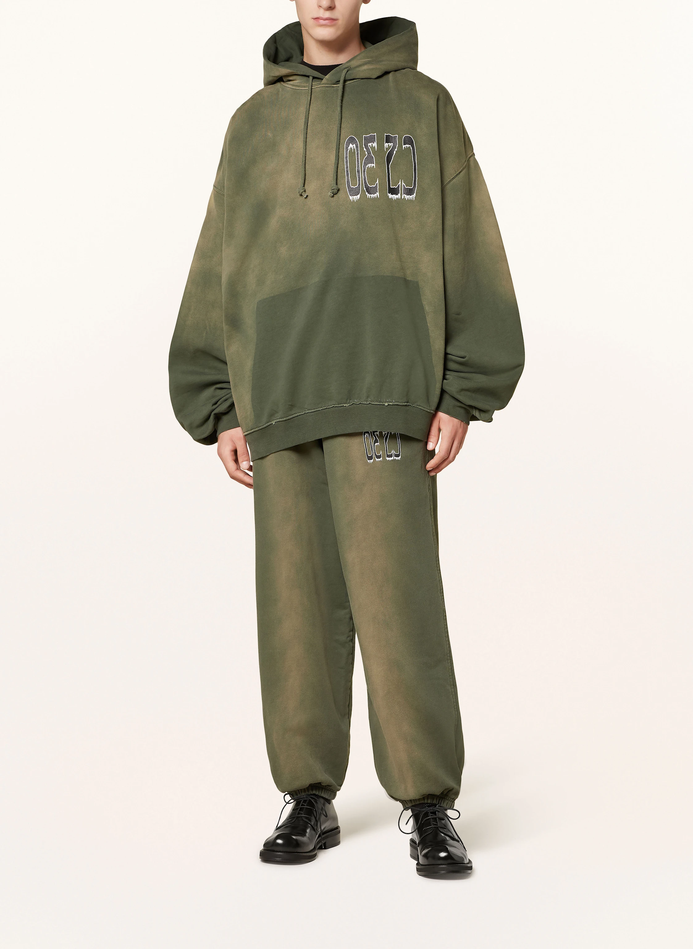 032c Oversized-Hoodie SPLICED