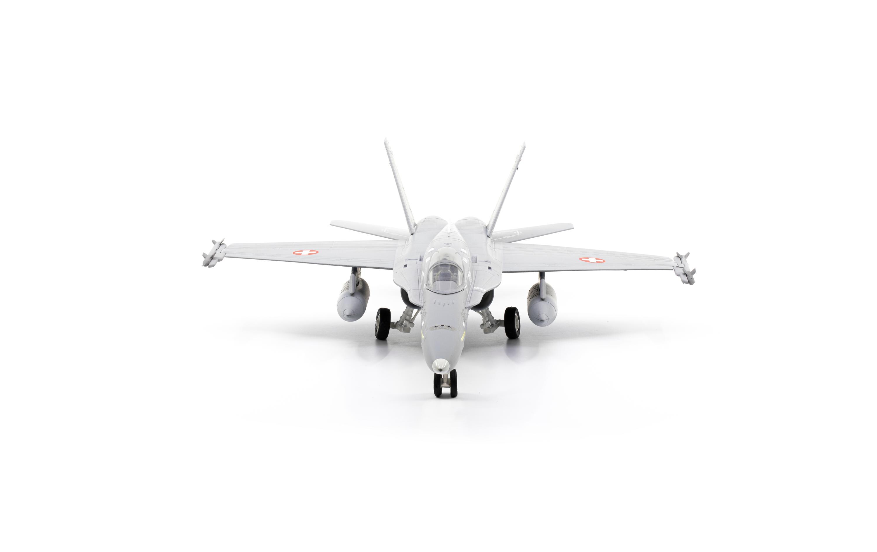 F/A-18C Hornet Falcons Staffel 17 J-5017 1:72Hornet Metallmodell