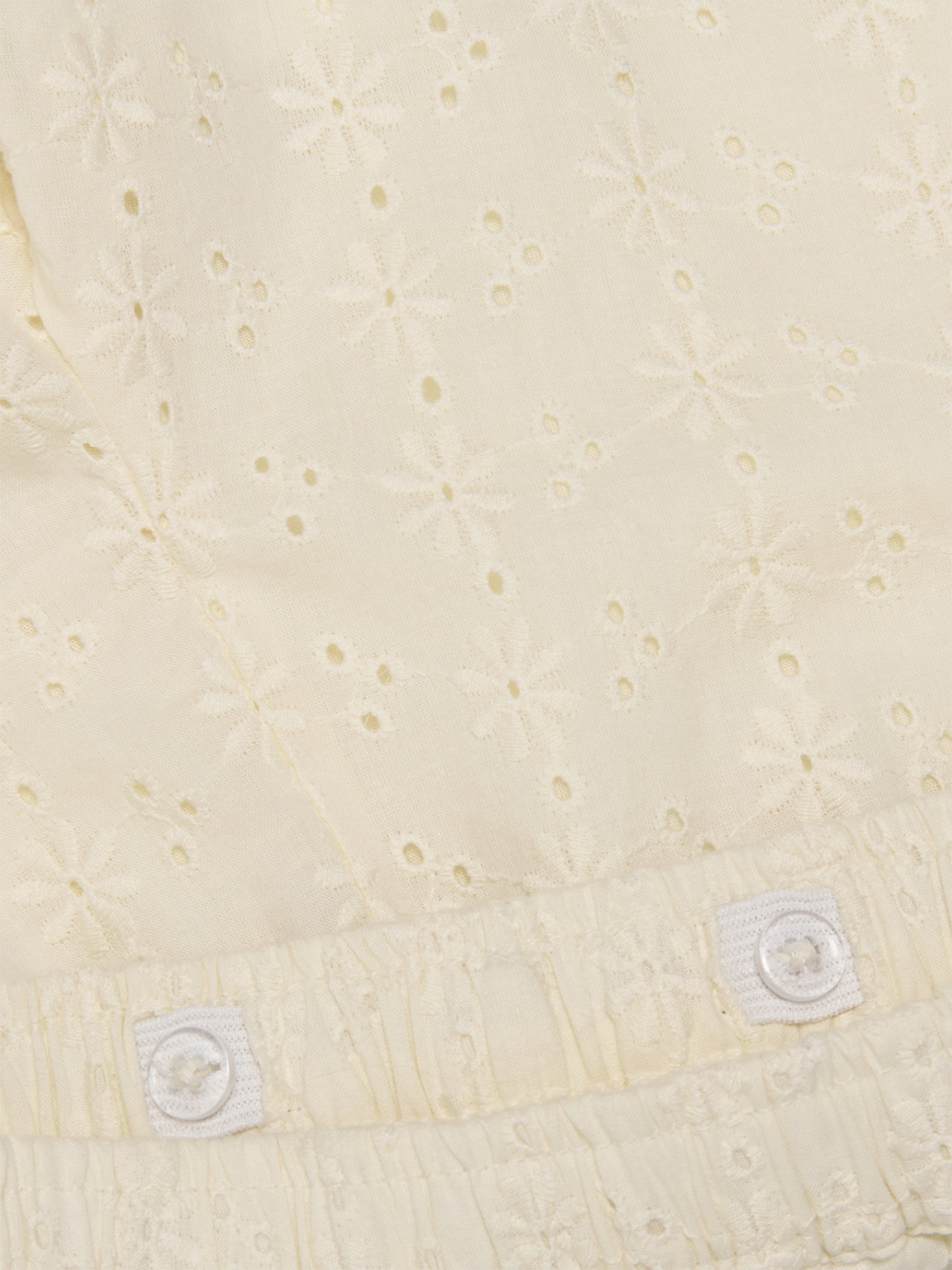 Margot Life Embroidery Shorts Woven