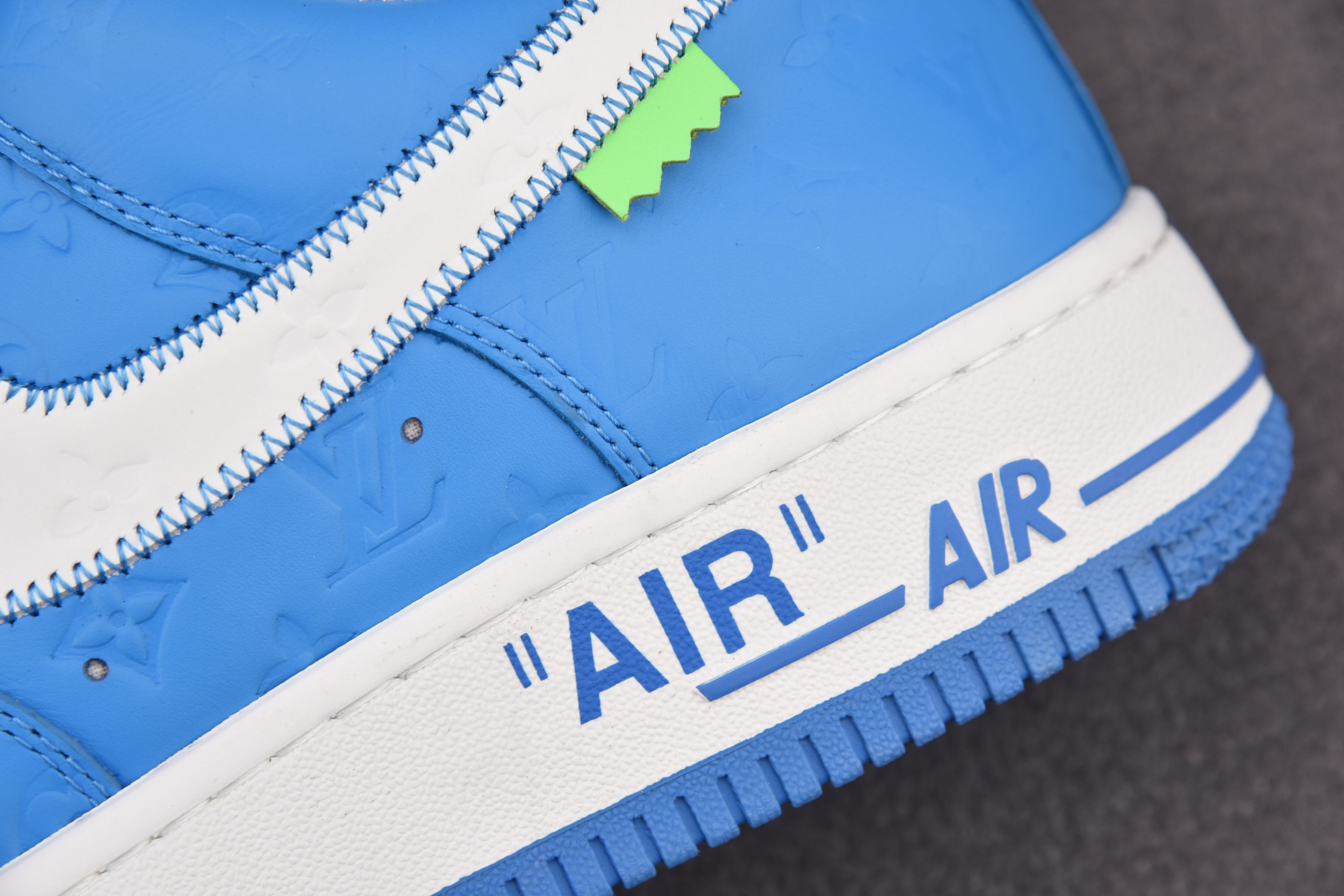 Nike Air Force 1 Low Louis Vuitton UNC (Be careful about the size!!)
