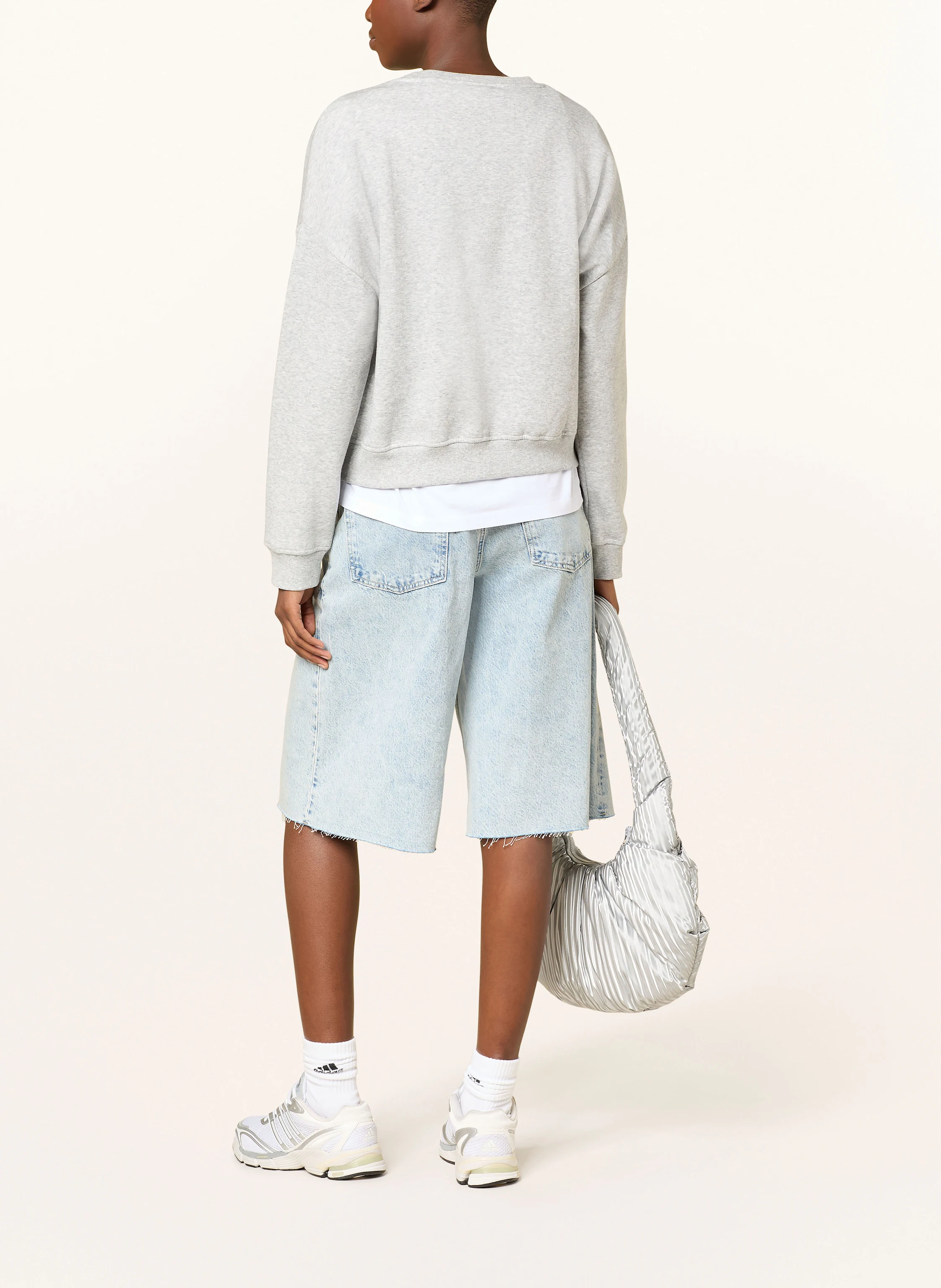 mavi Shorts AKIRA