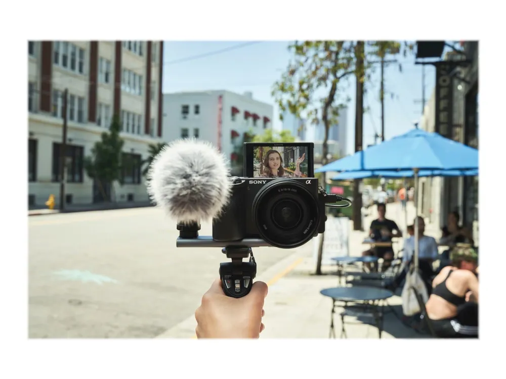 Sony a6600 ILCE-6600 - Digitalkamera - spejlløst - 24.2 MP - APS-C - 4K / 30 fps - kun kamerahus - Wi-Fi, NFC, Bluetooth - sort