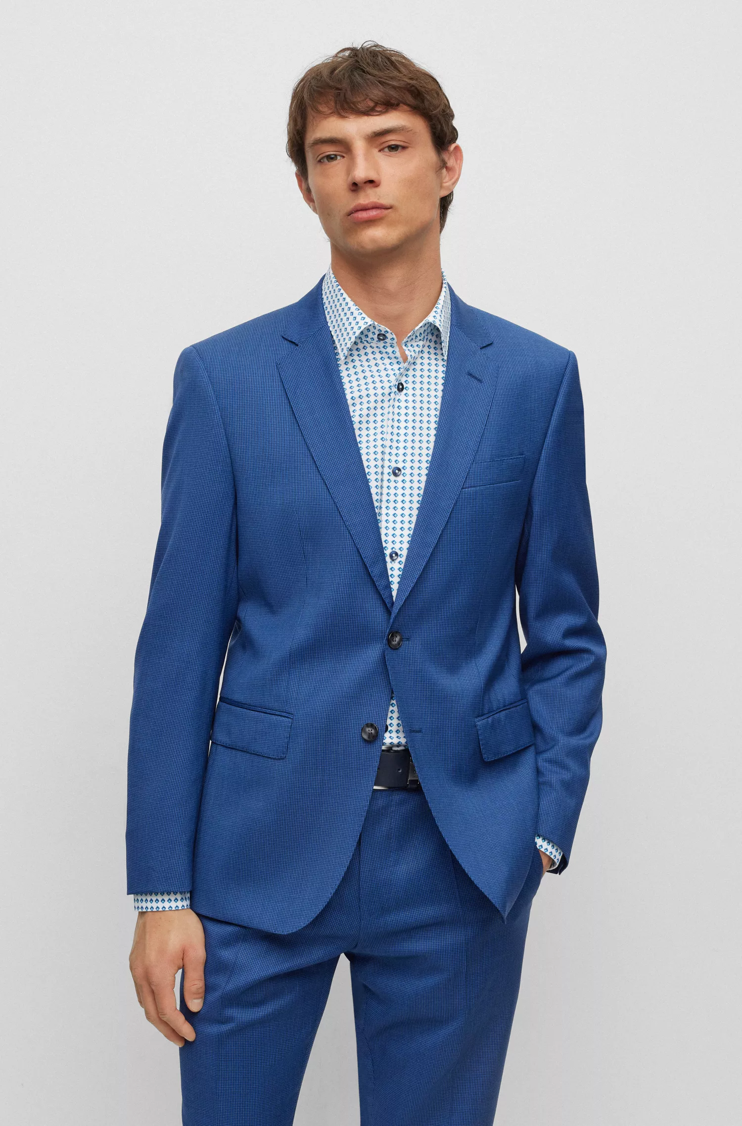 Terno BOSS preto slim fit em lã elástica estampada