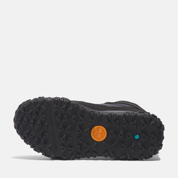 Bota impermeável GreenStride Motion 6 para jovens, na cor preta.