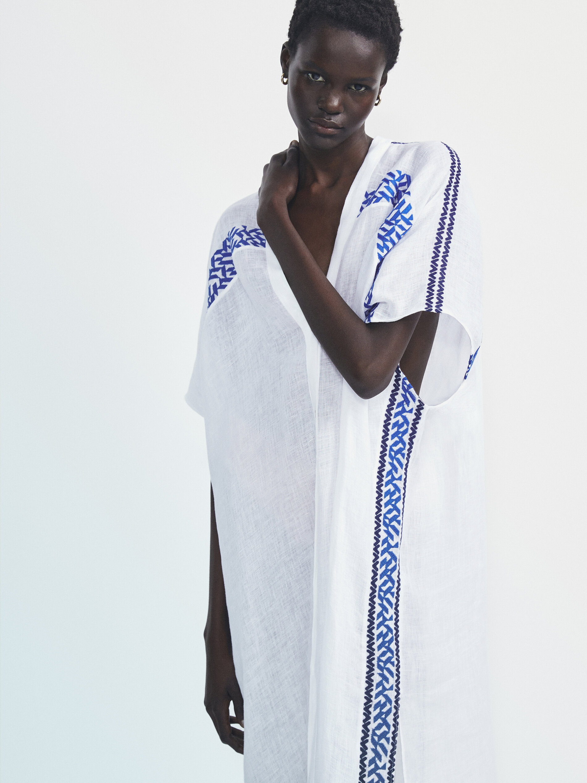 Blusa Maxi de Linho Bordada - BRANCA