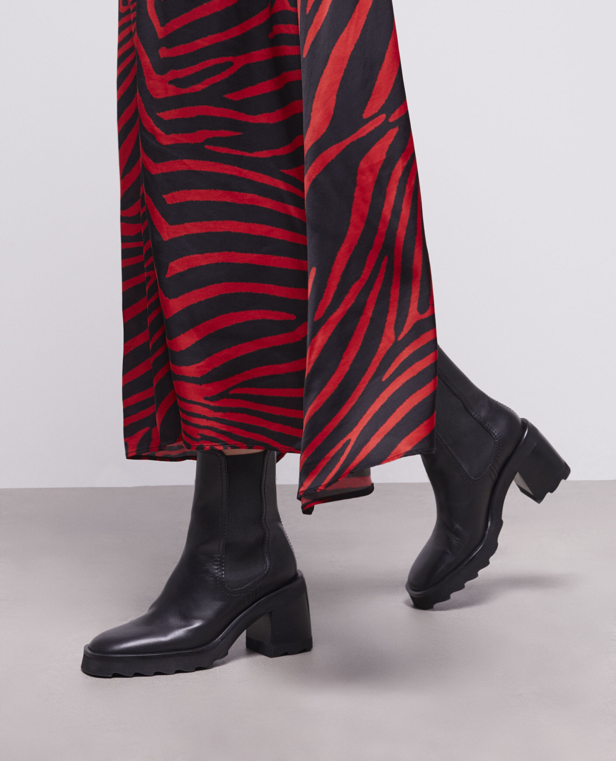 Boots à talons en cuir noir
