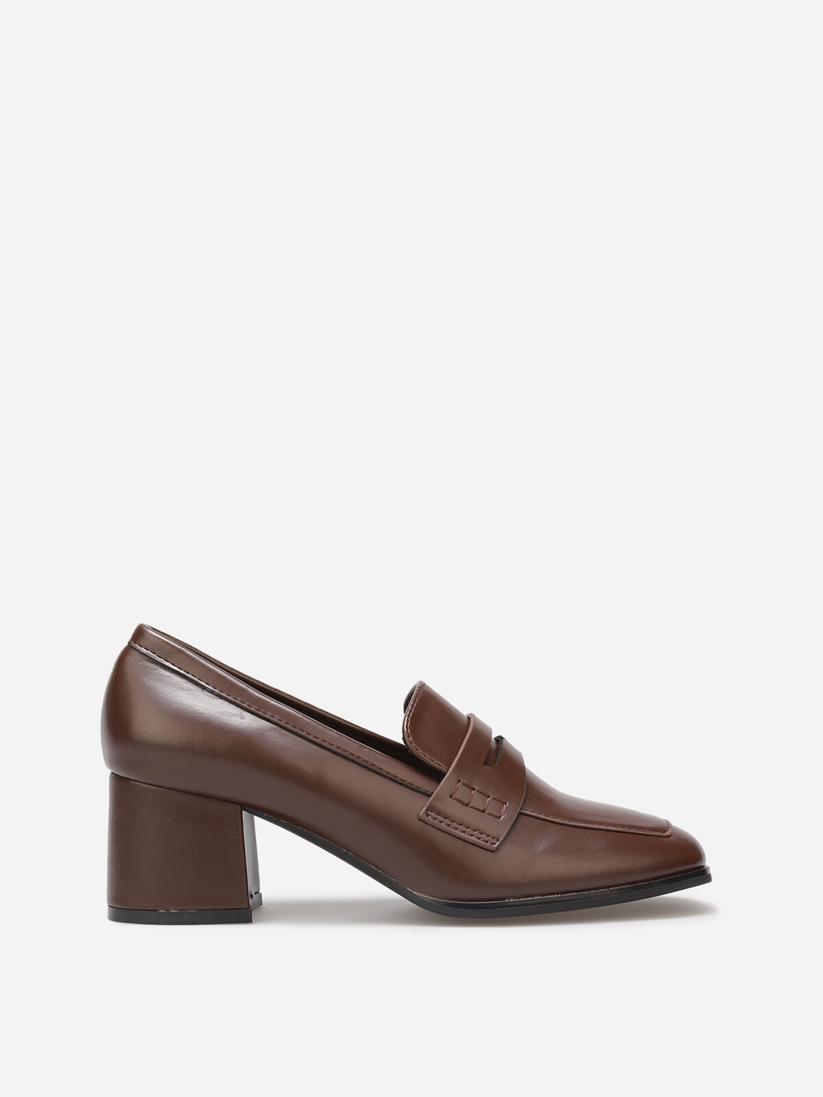 Mocassins à talon et surpiqûres- Marron