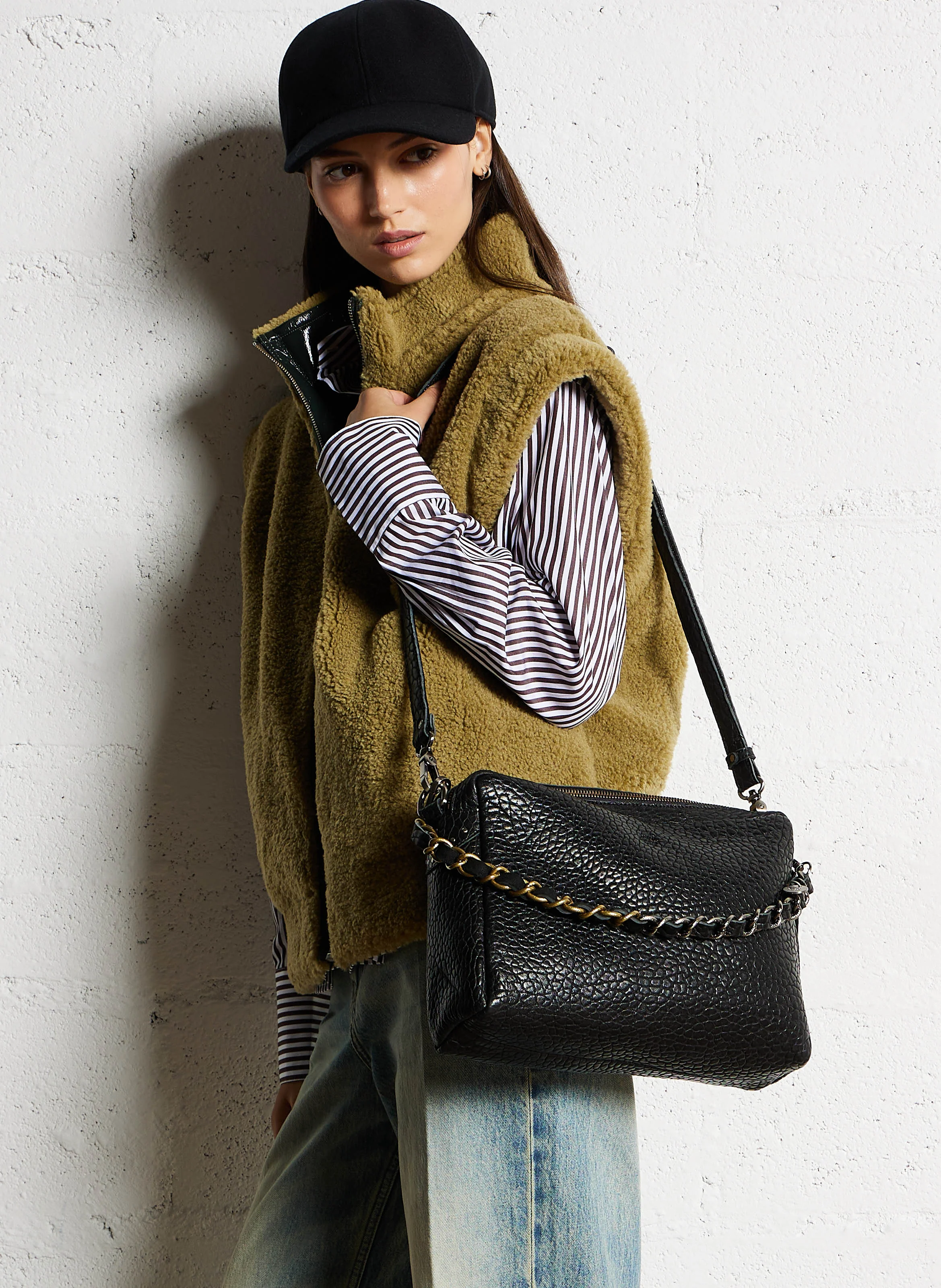 MAMA - Sac bandoulière en cuir embossé| Noir