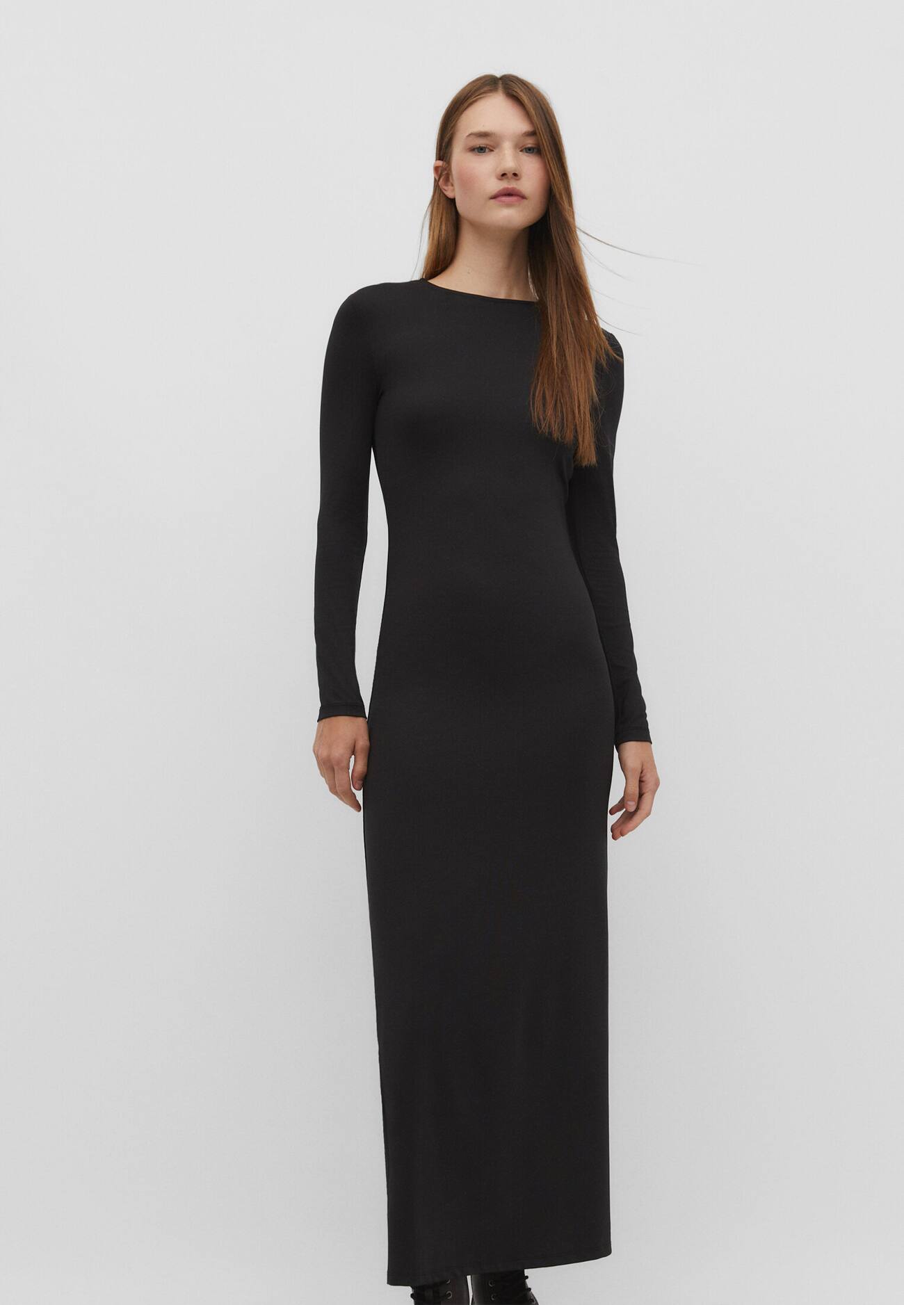 Vestido longo com costas abertas