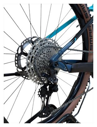 Produit reconditionné . Cube Reaction Hybrid SLT 750 Shimano XT 2022 . VTT électrique . Cube . très bon état