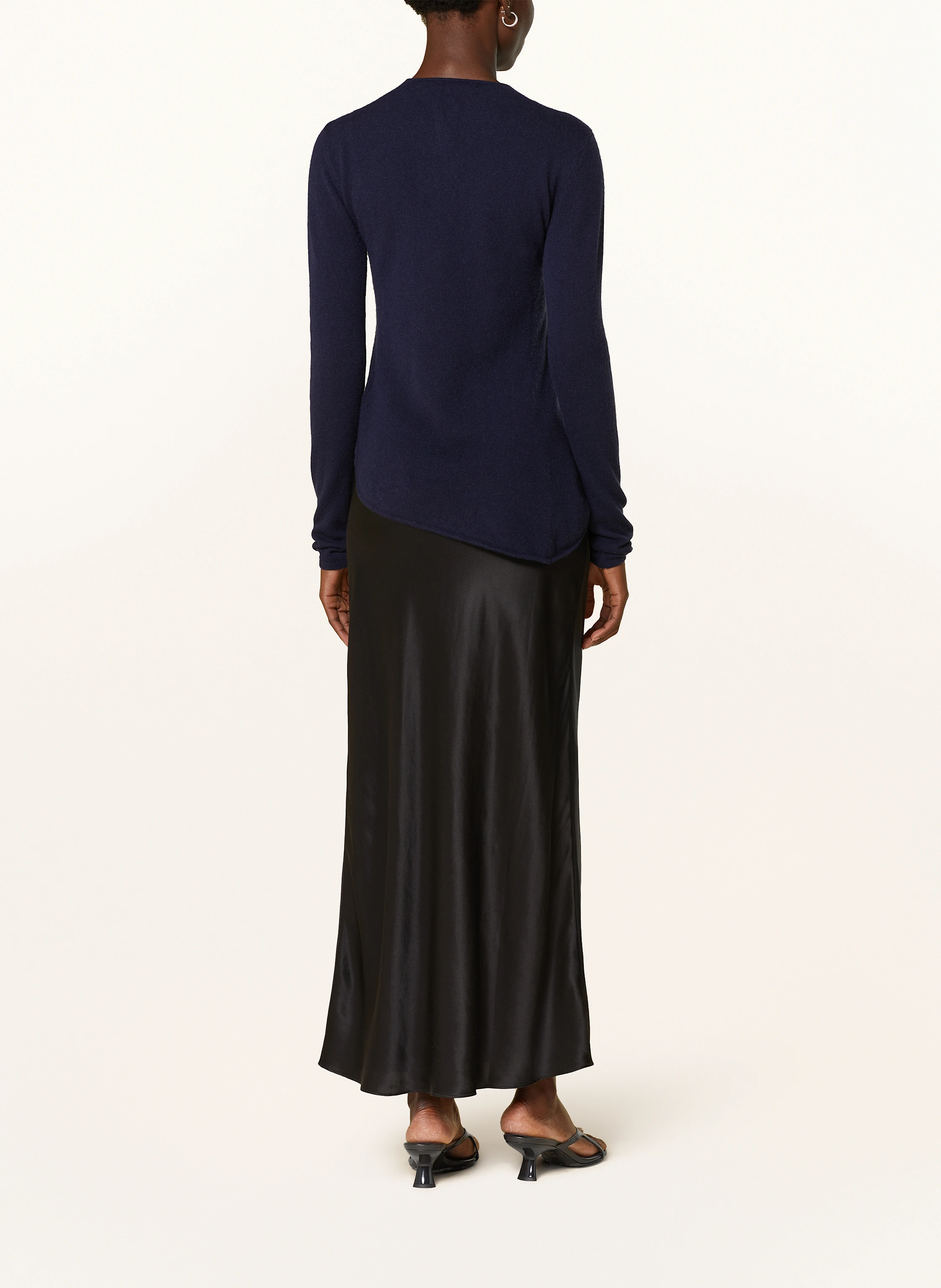 CHRISTOPHER ESBER Set: Seidenkleid und Cashmere-Pullover