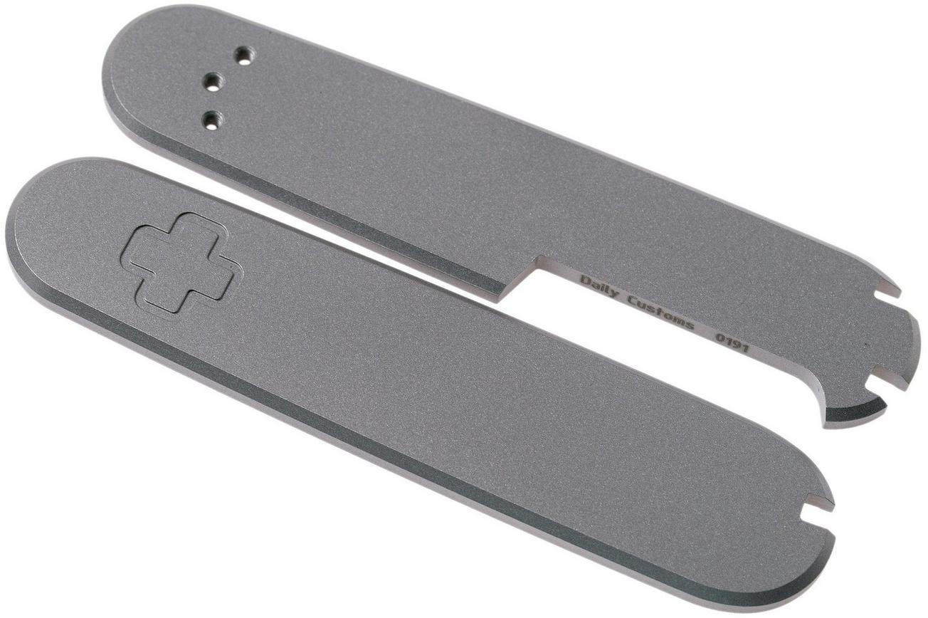 Daily Customs 91.2  Plain, Titanium P10008591 Victorinox greepschalen