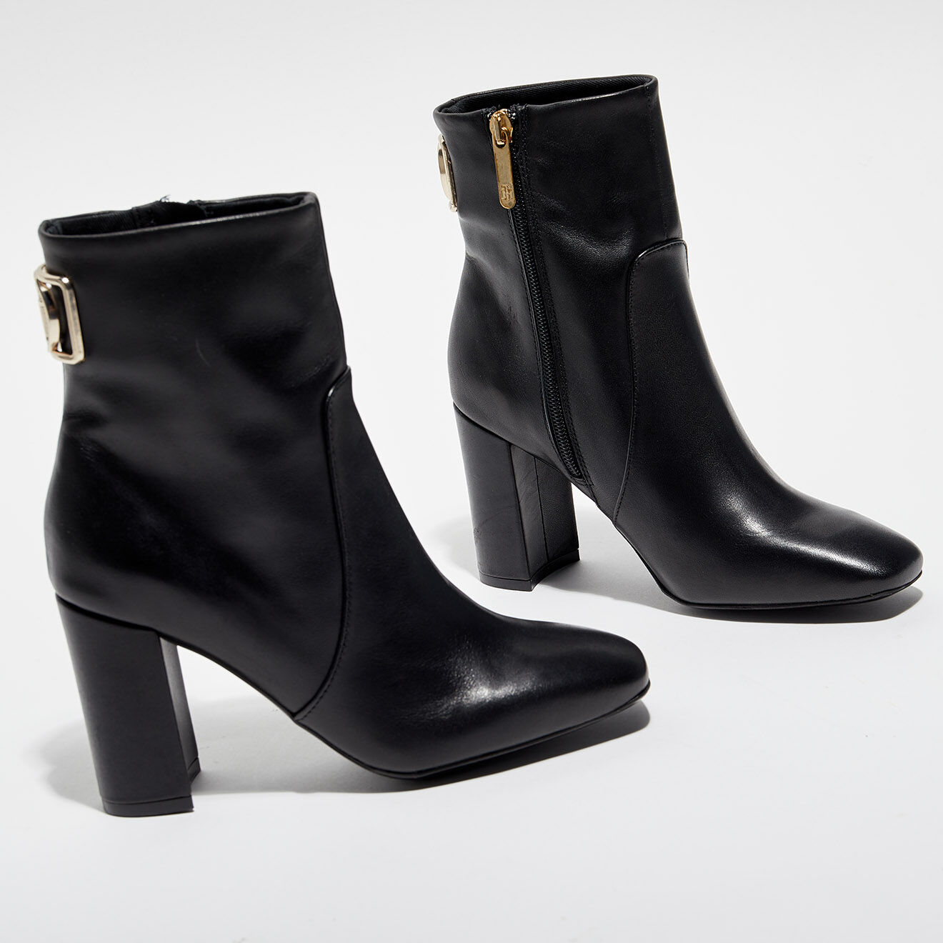 Tommy Hilfiger Bottines en Cuir Hardware noires - Talon 8.5 cm