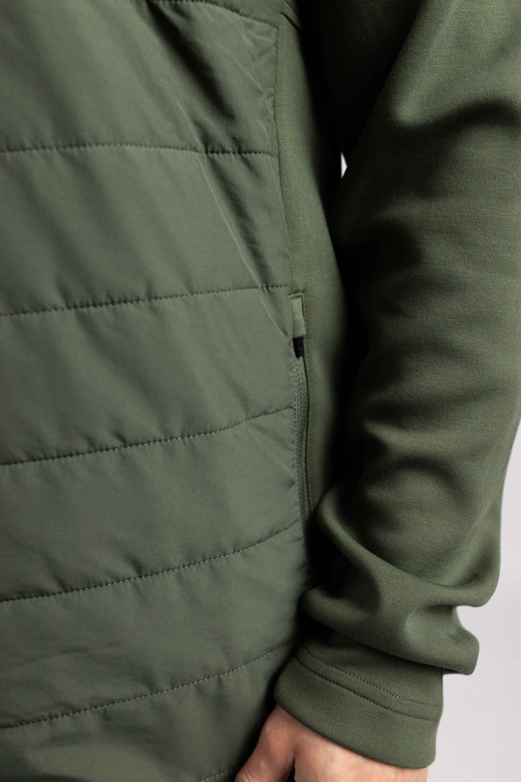 Lyle & Scott 1/4 Zip Baffle Quilted Jas Groen