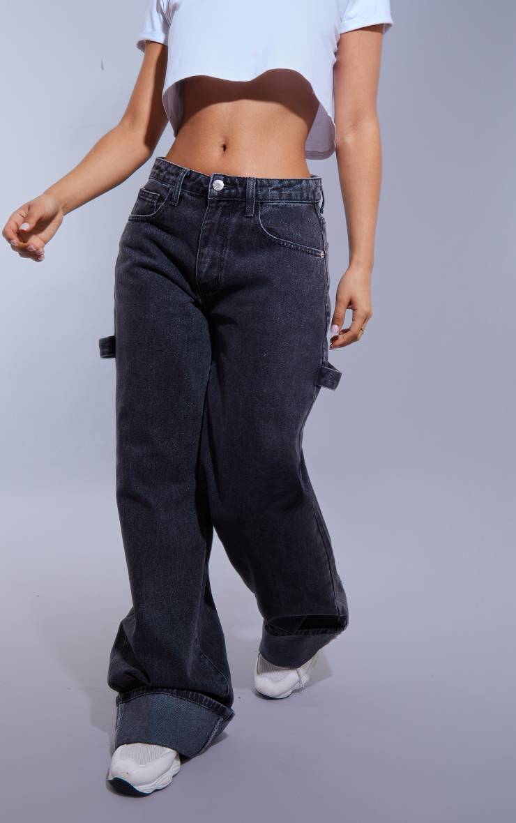 Noir Délavé Jean Petite À Jambes Larges Avec Détail De Sangle