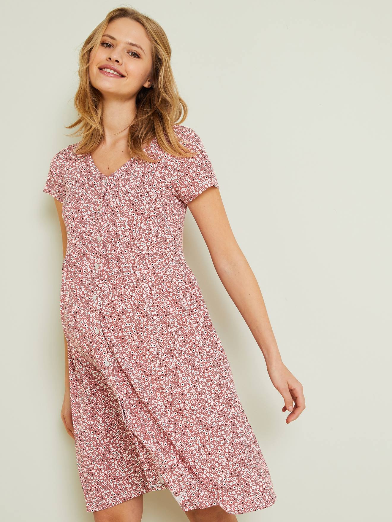 Vestido fluido e adaptável para gravidez e amamentação, preto liso.