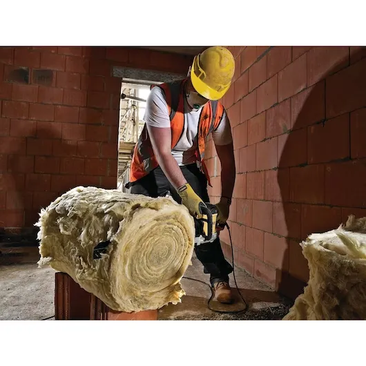 DeWALT DWE397 Alligatorsav