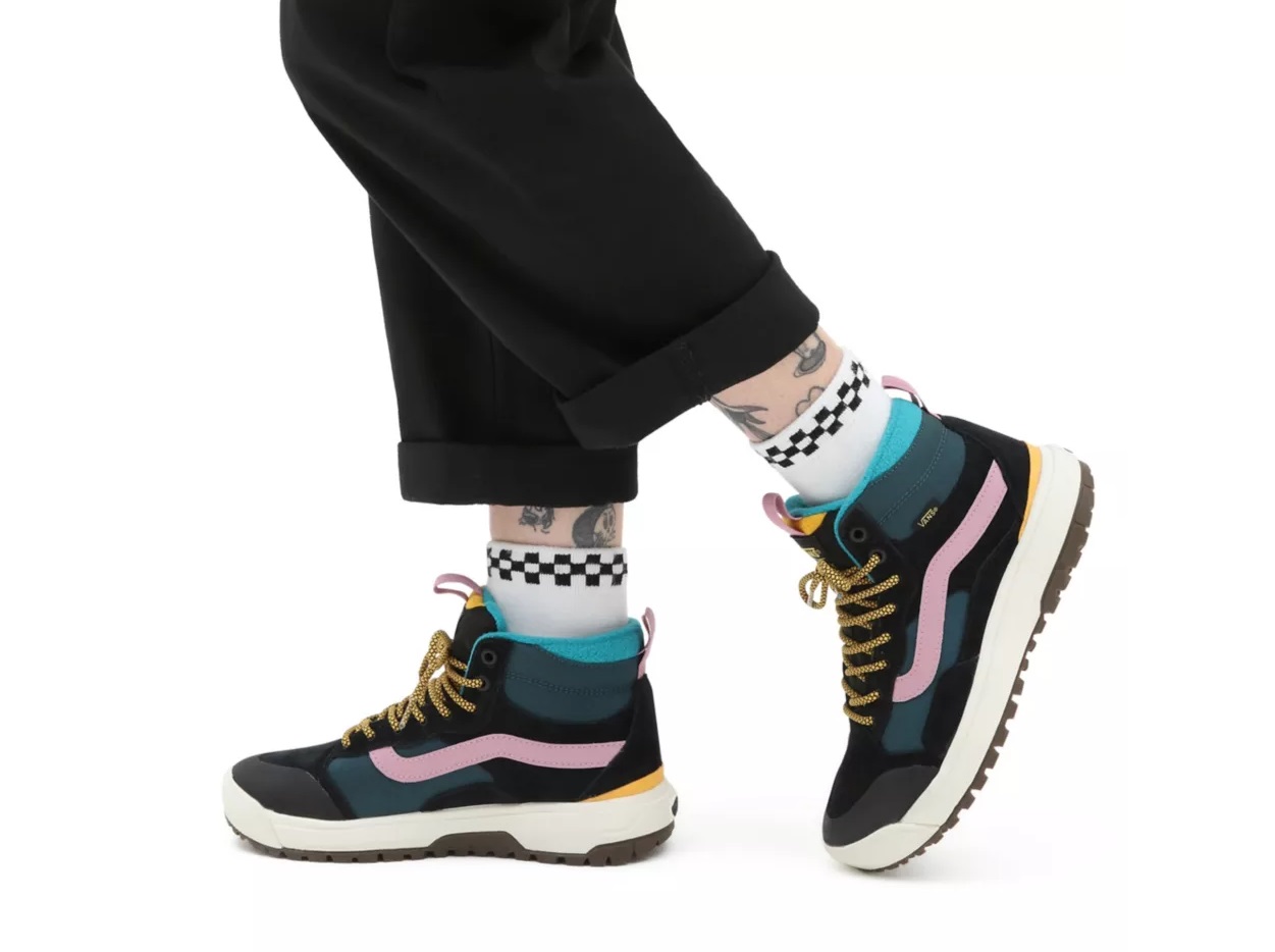 Vans Ultrarange Exo Hi Mte Pop Color Black Multi 6 US