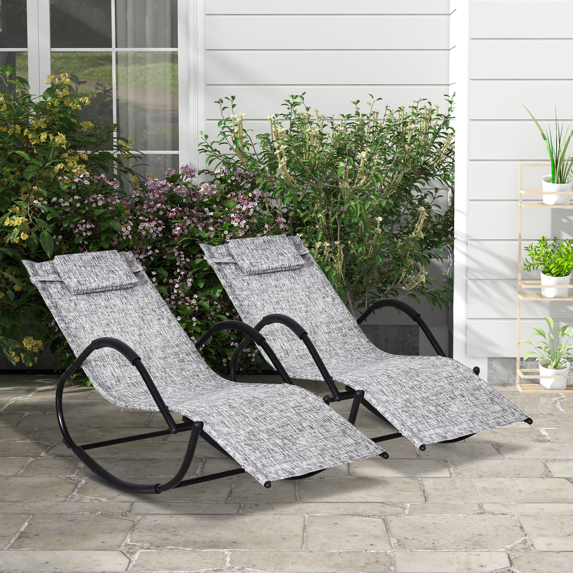 Conjunto de 2 cadeiras de balanço para exterior Outsunny, espreguiçadeiras com encosto de cabeça, apoios de braço e estrutura metálica, capacidade de carga de 160 kg para jardim e terraço, 160x61x79 cm, cinza