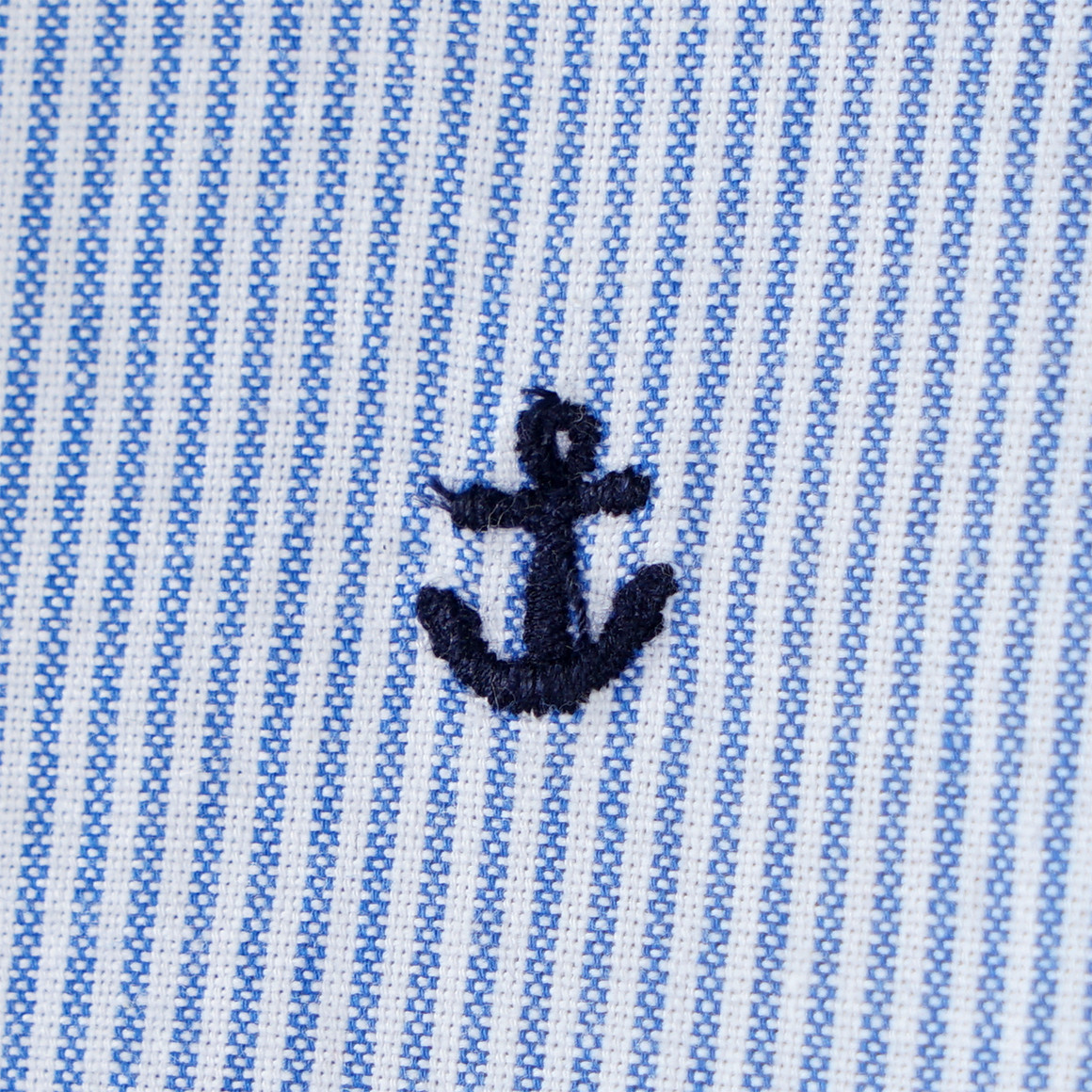 Yigga Jungen Hemd mit kleiner Stickerei hellblau / weiss