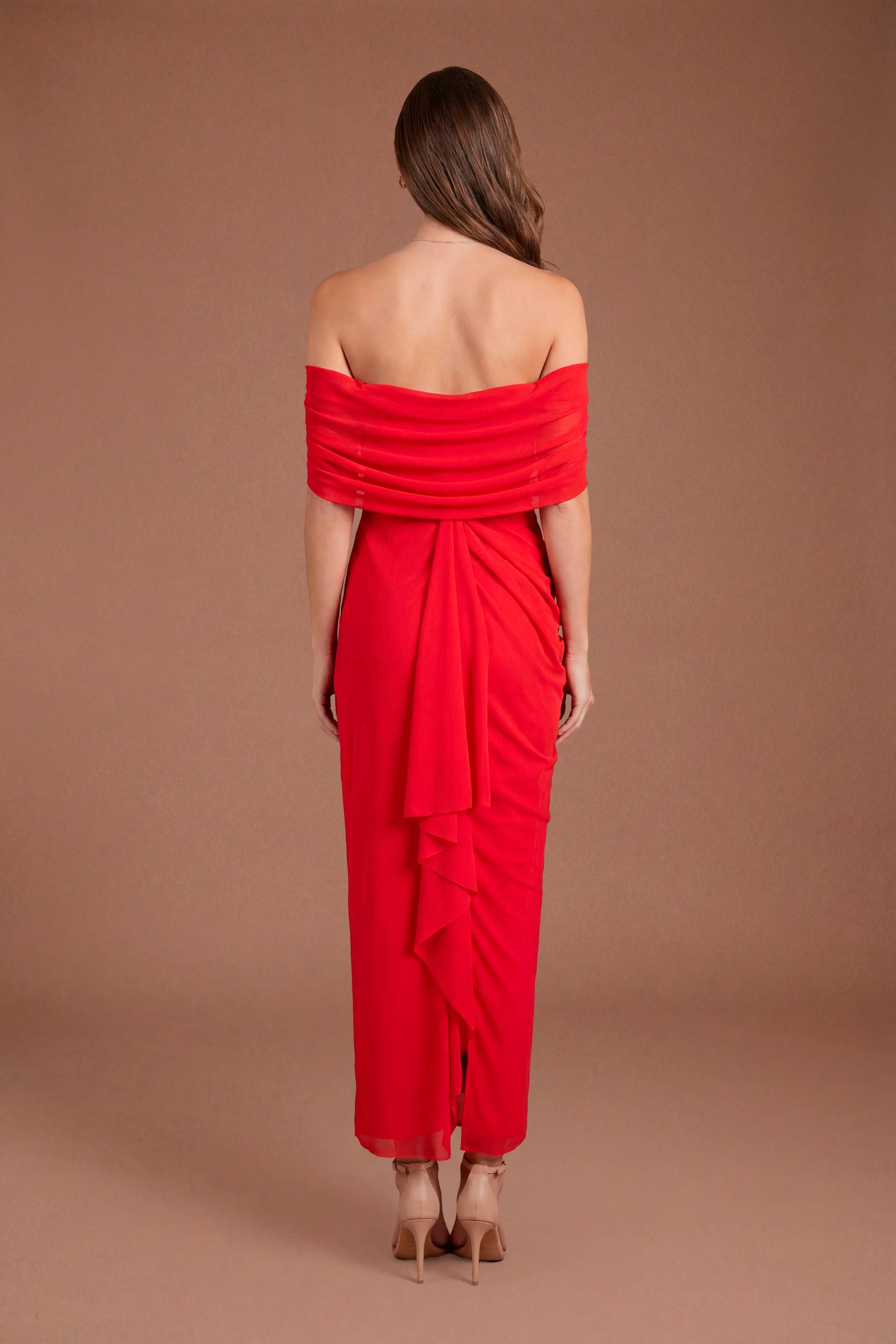 Coast Robe Longue Deux-en-un À Dos Châle Contour Collective