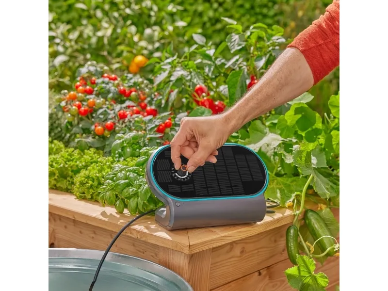 Gardena AquaBloom L solcelledrevet vandingssæt
