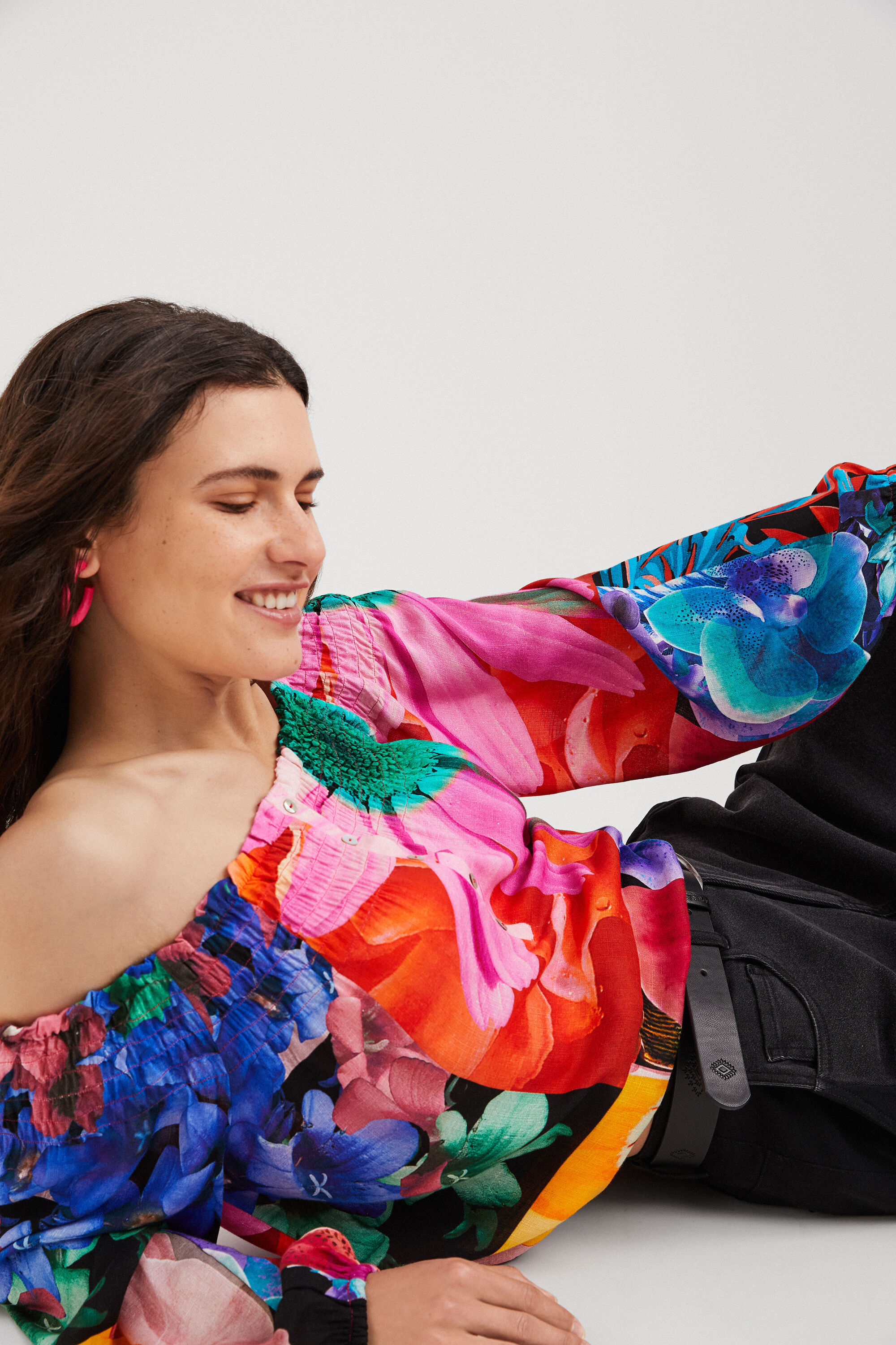 Blouse à fleurs M. Christian Lacroix