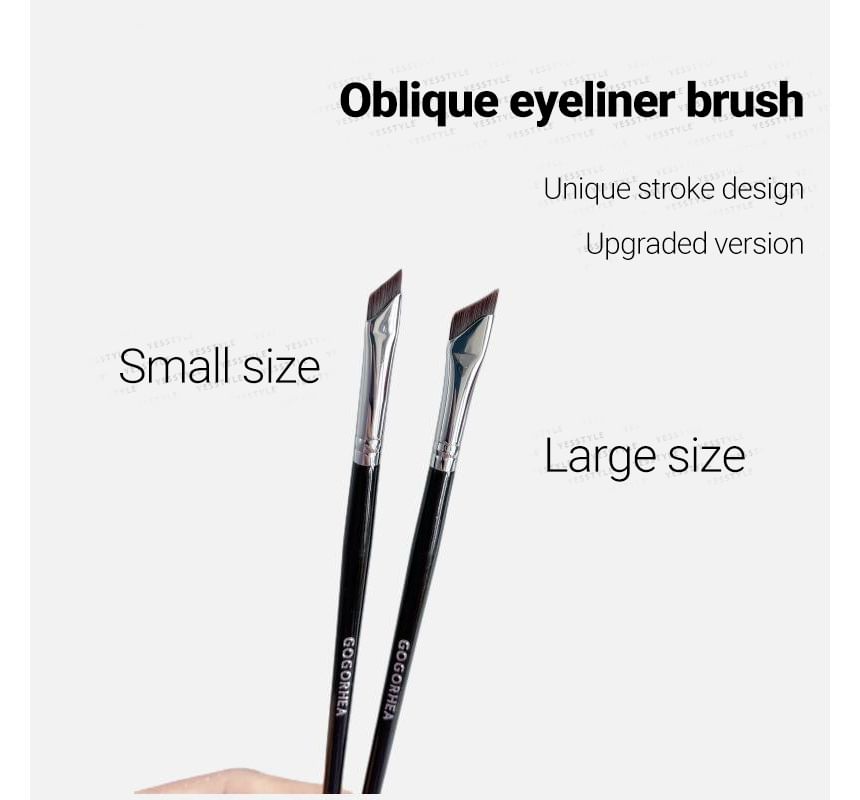 Rhea - Eyeliner Kwast / Set