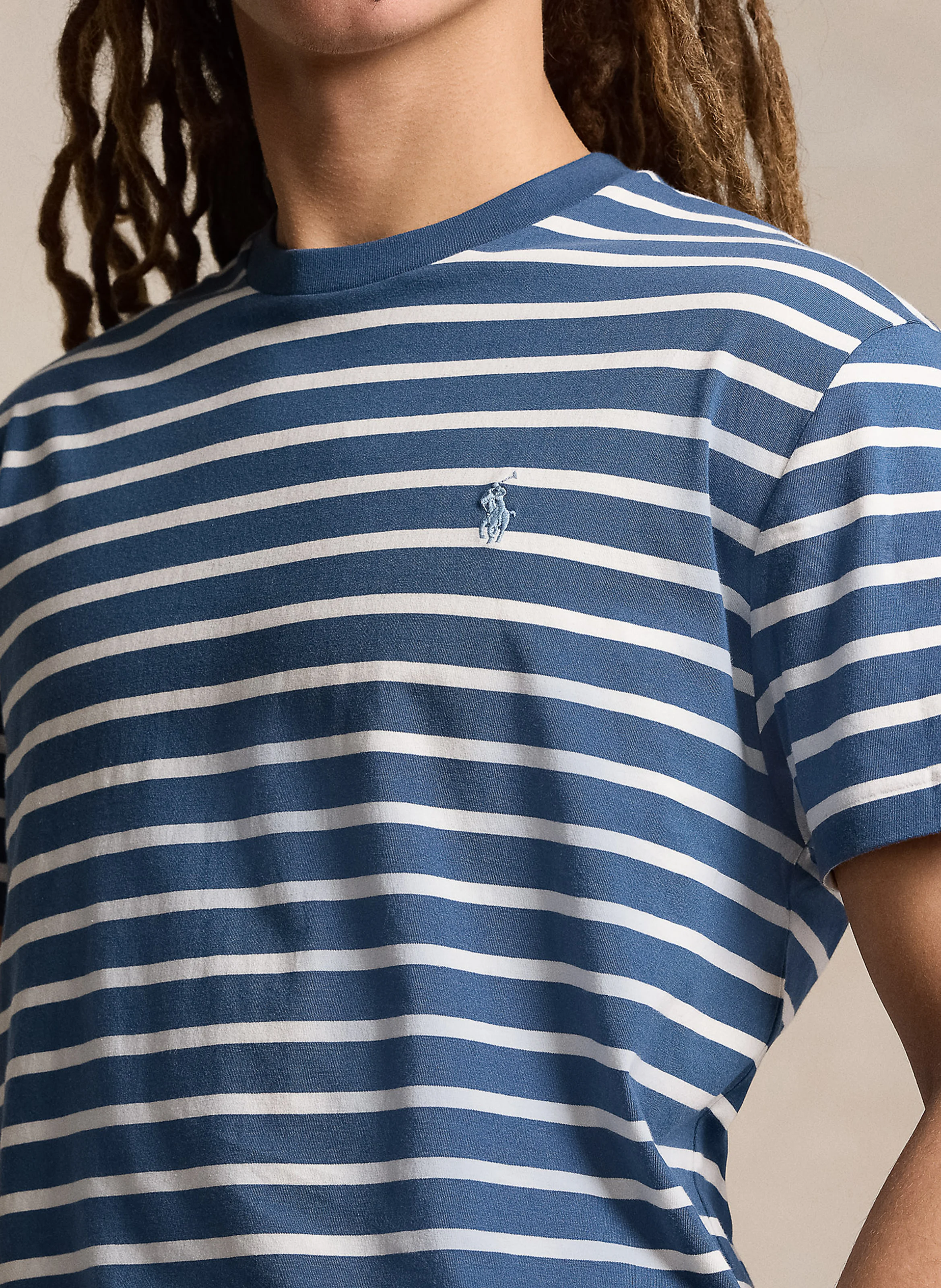 Tee-shirt col rond rayé brodé | Bleu