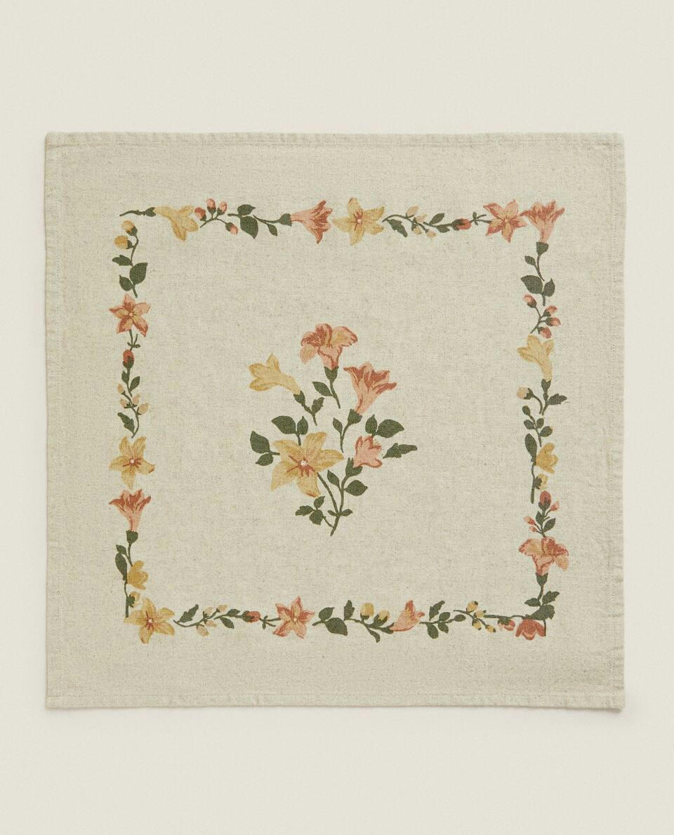 PACOTE DE GUARDANAPOS COM ESTAMPA FLORAL