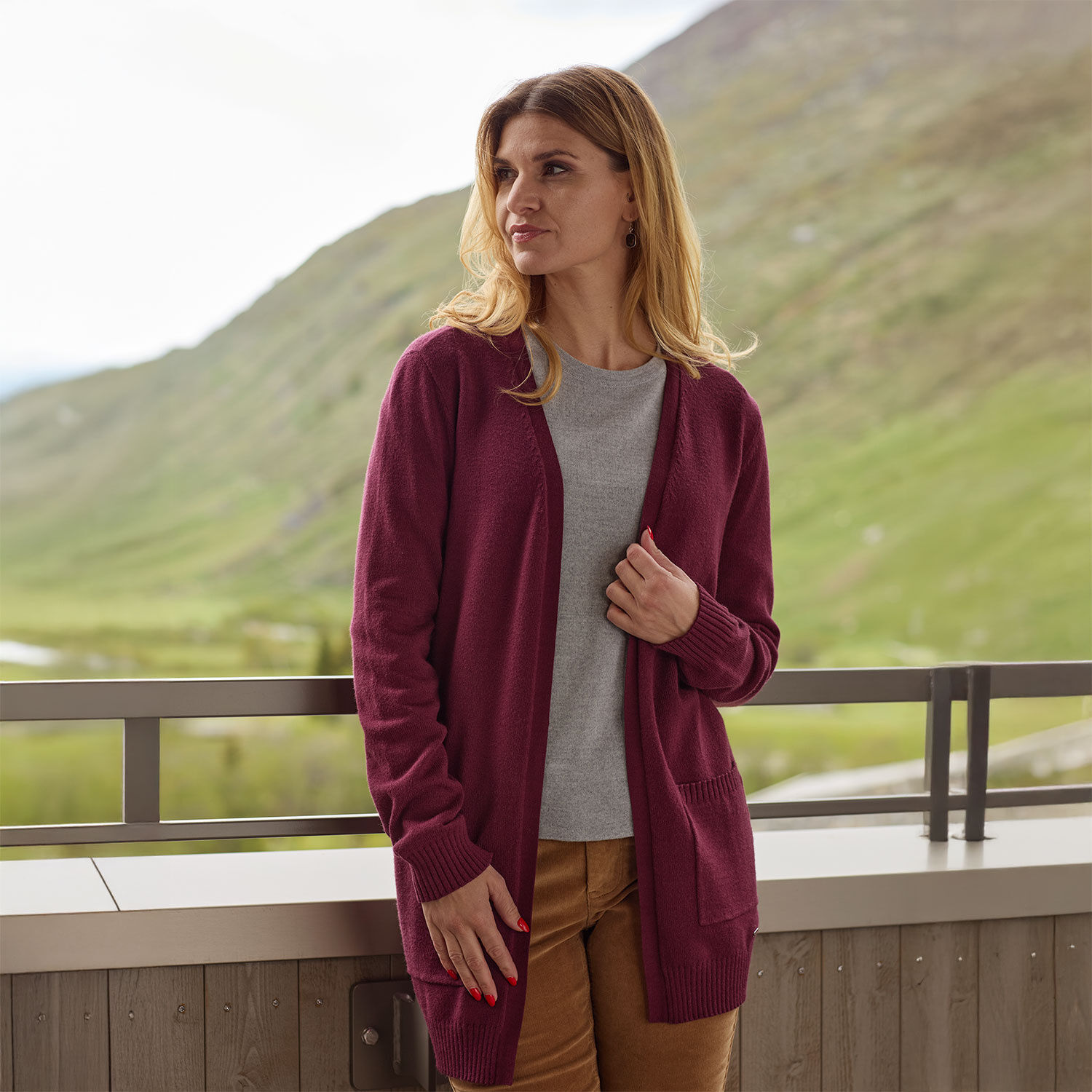 Strickcardigan mit aufgesetzten Taschen