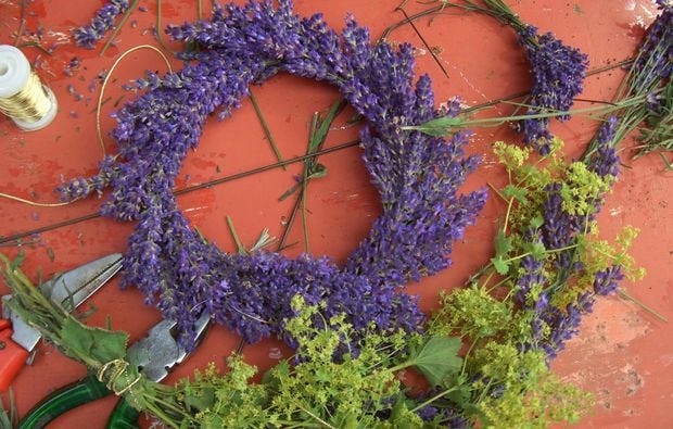 Floristikkurs in Leonberg als blumiges Geschenk