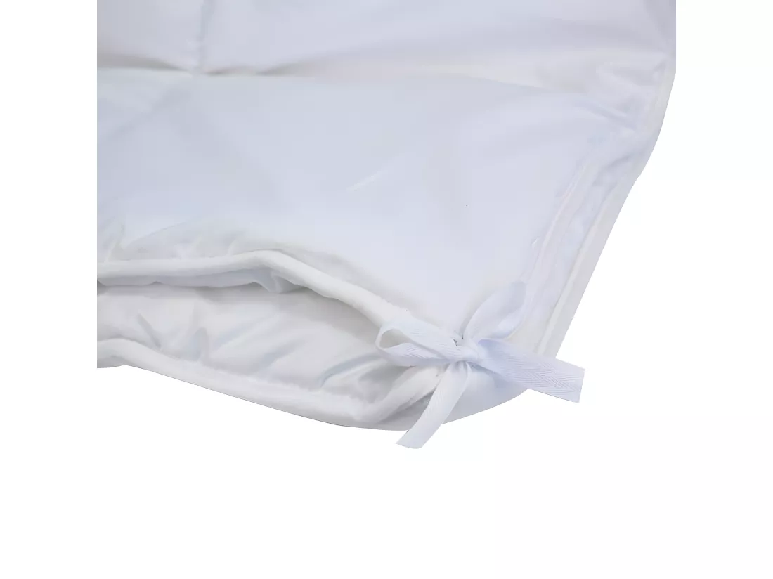 Couette Toutes Saisons Microfibre 220 X 240 Cm Pour Lit 2 Places 140 X 190 Cm À 160 X 200 Cm