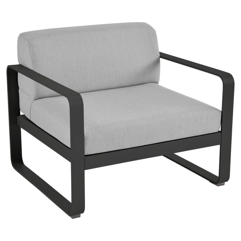 Fermob Bellevie fauteuil Liquorice met grijze kussens Liquorice